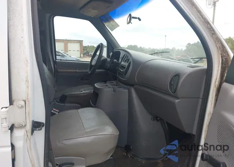 1998 Ford E-250 Commercial/Recreational from USA, damaged, VIN 1FTNE24L6WH851829